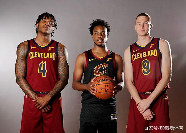 凯恩：为打进在英格兰队的第球而自豪；祝贺斯凯利首秀破门.