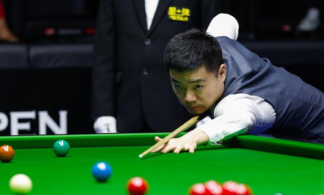 在被雄鹿解 在被雄鹿解