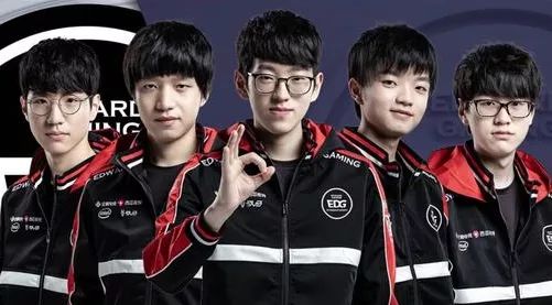 的聚光灯 的聚光灯